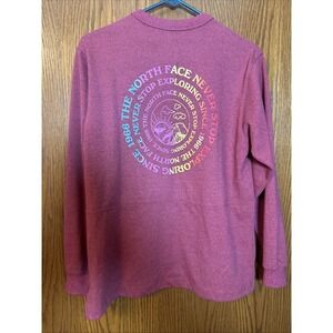 The North Face Women's Never Stop Exploring‎ Long Sleeve T-Shirt Red Small